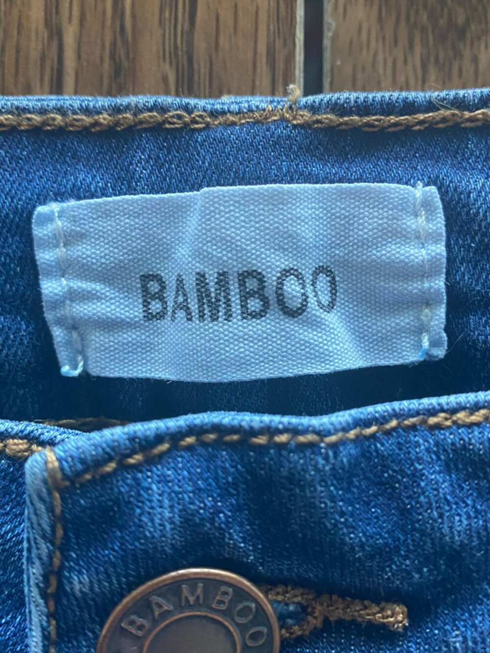 NWT Y2K-Style Bamboo Flare Jeans with 10" Side Ankle Slits Style R/A 1982-17 SIZ - Picture 3 of 12